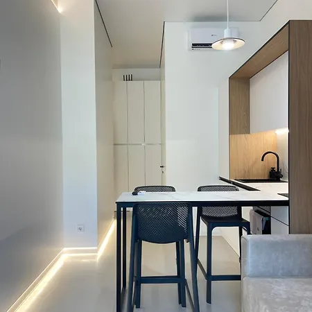 Seventeen White Apartment